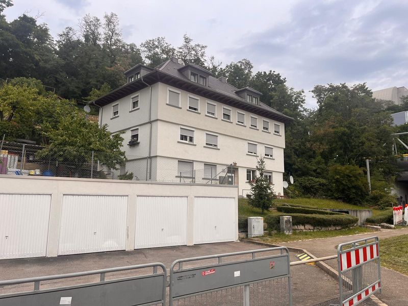 WG- geeignete 3-Zimmer-Wohnung in Bad Cannstatt